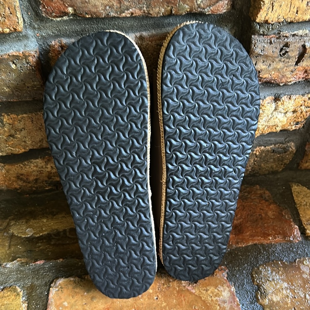 Outwoods Sandals. - Picture 5 of 5